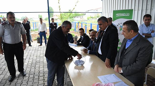 Yeşilyurt Belediyesi 240 personel aldı