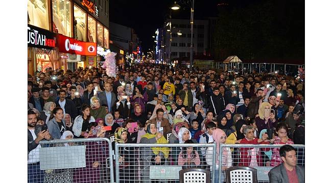 Ağrı&#39;da Abdurrahman Önül rüzgarı