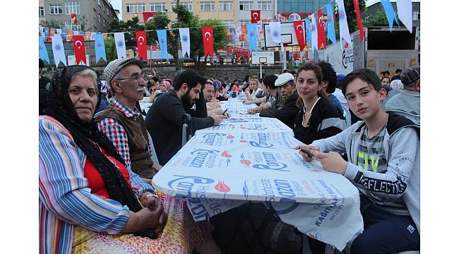 AK Parti&#39;li Babuşcu: &quot;24 Haziran&#39;da bir siyasi parti seçiminden ziyade Türkiye&#39;yi tercih edeceğiz&quot;