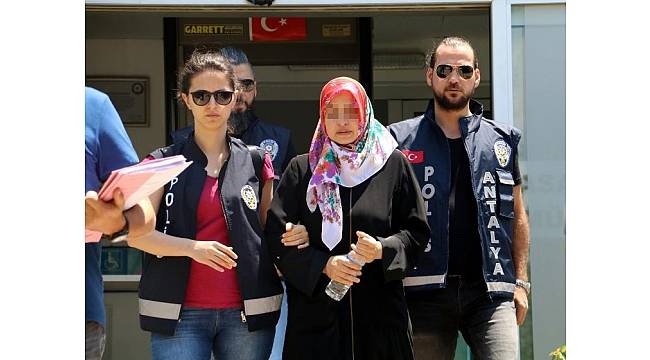 Antalya&#39;da sevgilisini öldüren kadın tutuklandı