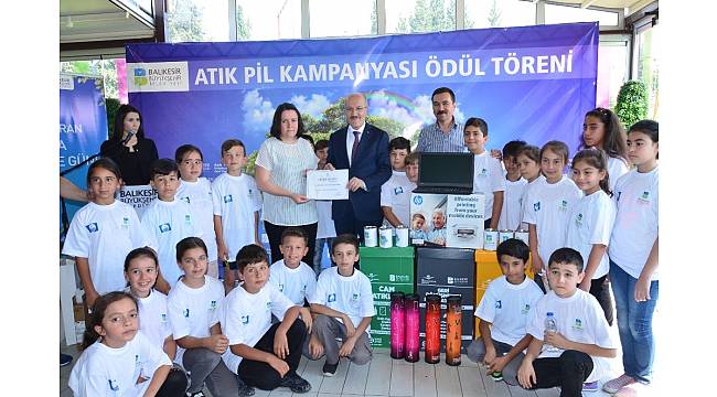 Balıkesir&#39;de 500 bin adet atık pil toplandı