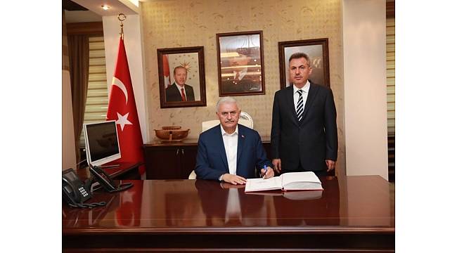 Başbakan Yıldırım Vali Elban&#39;ı ziyaret etti