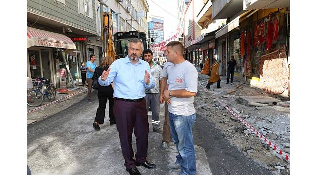 Başkan Kılıç: &quot;Kaldırım ve asfaltta sorunları en aza indireceğiz&quot;