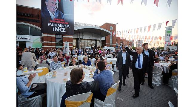 Batıkentliler iftar sofrasında bir araya geldi