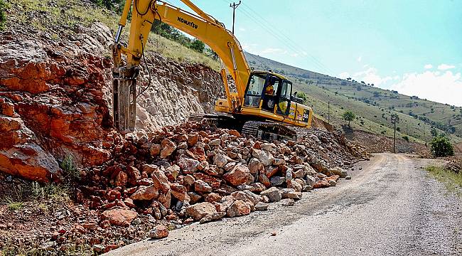 Büyükşehir Belediyesi yol açmaya devam ediyor