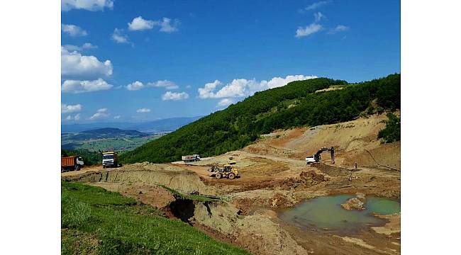 Çakırsu&#39;daki göletin yapımı sürüyor