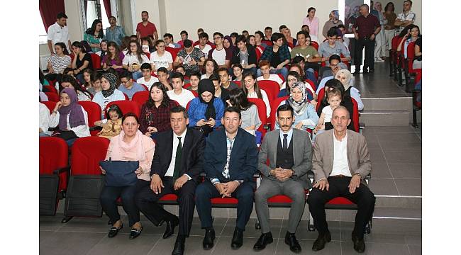 Devrek Sabahat Cemil Ulupınar Fen Lisesi&#39;nden ödül töreni