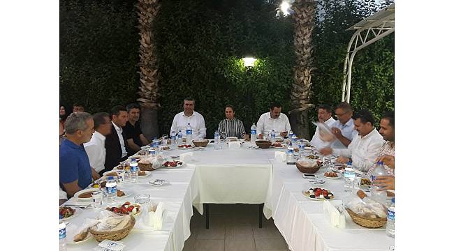 Eğitim-Bir-Sen üyeleri iftarda buluştu