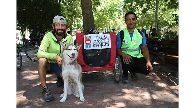 Garsonluktan istifa edip, köpekle Türkiye turuna çıktılar