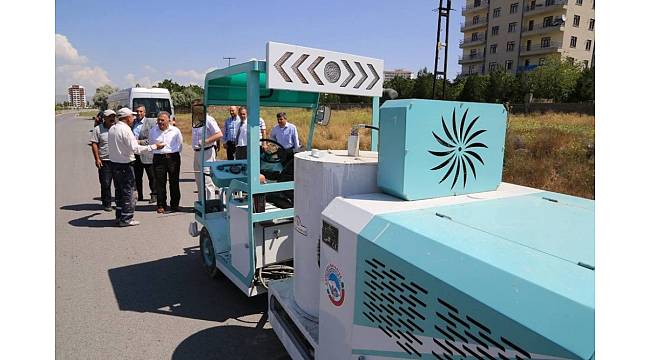 Güvenli ve Seri Ulaşımın için Yol Çizgileri Melikgazi Belediyesince Yapılıyor