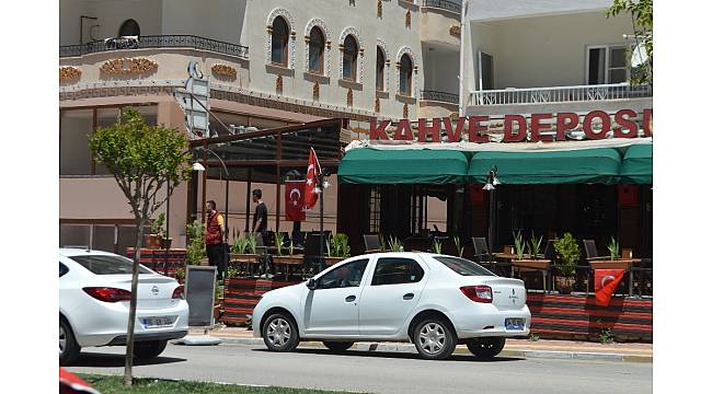 HDP&#39;ye tokat gibi protesto