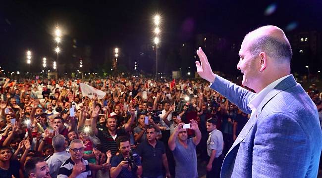 İçişleri Bakanı Süleyman Soylu: "3 kelimeyi bir araya getirip konuşamayacaksın AK Parti’ye iftira edeceksin her türlü yalanı söyleyeceksin sonra bu ülkeyi yönetmeye kalkacaksın, hadi oradan"