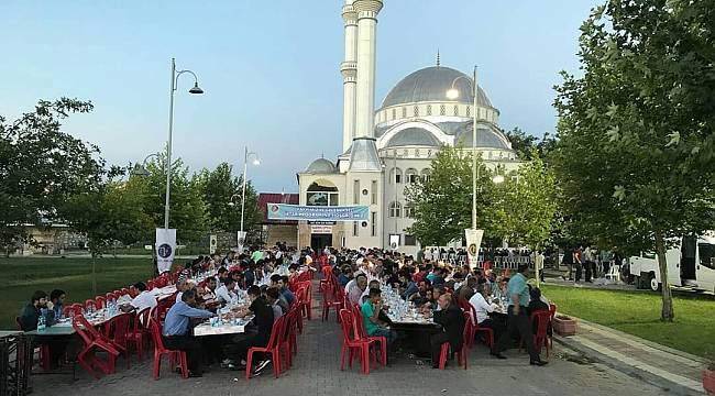 Kahtalı, Birlik Vakfının iftarına katıldı