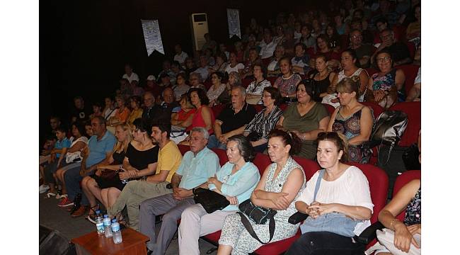 Kuşadası Belediyesi&#39;nden Nazım Hikmet&#39;i Anma konseri