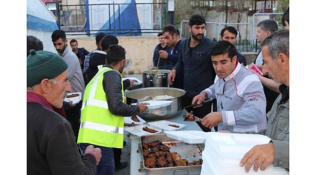 Özalp Belediyesinden 600 kişiye iftar yemeği