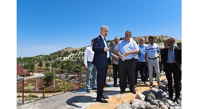 Polat, Doğal Yaşam Parkı ve Hayvanat Bahçesinde incelemelerde bulundu