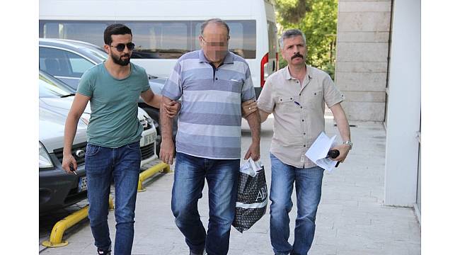 Samsun&#39;da FETÖ&#39;den gözaltına alınan emekli polis adliyeye sevk edildi