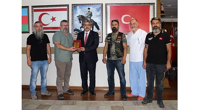 Türk Riders Chopper Clup üyeleri Başkan Alıcık&#39;ı ziyaret etti