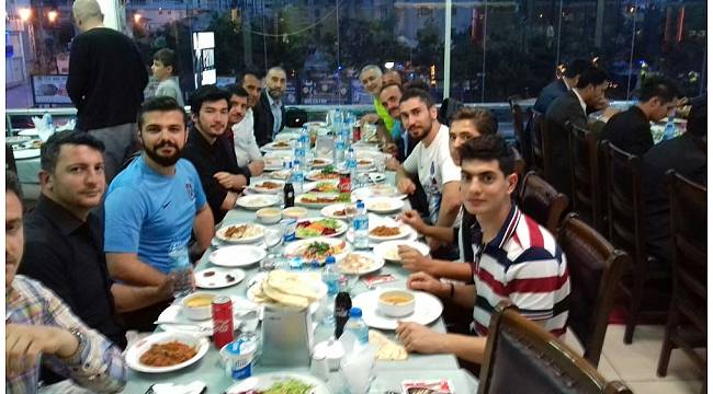 Van Trabzonsporlular Derneği üyeleri iftarda bir araya geldi