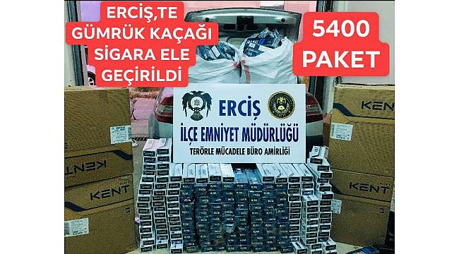 Van&#39;ın Erciş ilçesinde 5 bin 400 paket kaçak sigara ele geçirildi