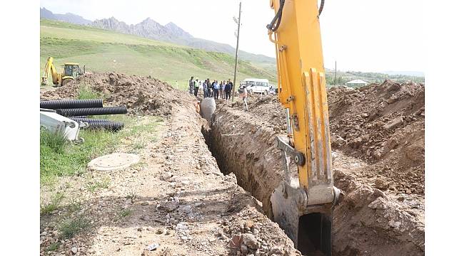 VASKİ&#39;den Karpuzalan&#39;a kanalizasyon hattı