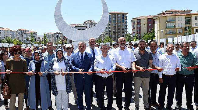 “15 Temmuz Malatya Destanı” adlı sergi yoğun ilgi gördü