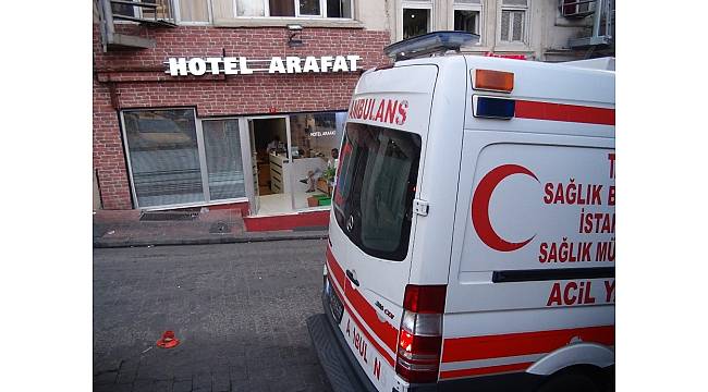 Beyoğlu&#39;nda yaşlı adam otel odasında ölü bulundu