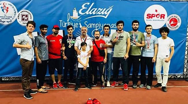  Malatya Büyükşehir Belediyespor Kickboks sporcuları Elazığ’dan dereceyle döndü