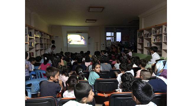 Animasyon film gösterimine yoğun ilgi