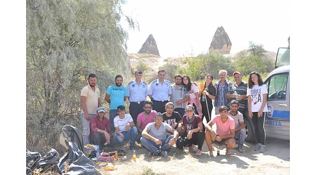 Göreme Belediyesi ve turizmciler vadi temizledi