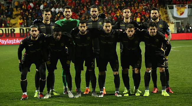 BAŞKAN ÇINAR, ZİRAAT TÜRKİYE KUPASINDA YARI FİNALE YÜKSELEN E.YENİ MALATYASPOR’U TEBRİK ETTİ 