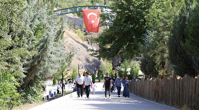  İSPENDERE ŞİFALI İÇMELERİ, BÖLGENİN SAĞLIK MERKEZİ OLUYOR