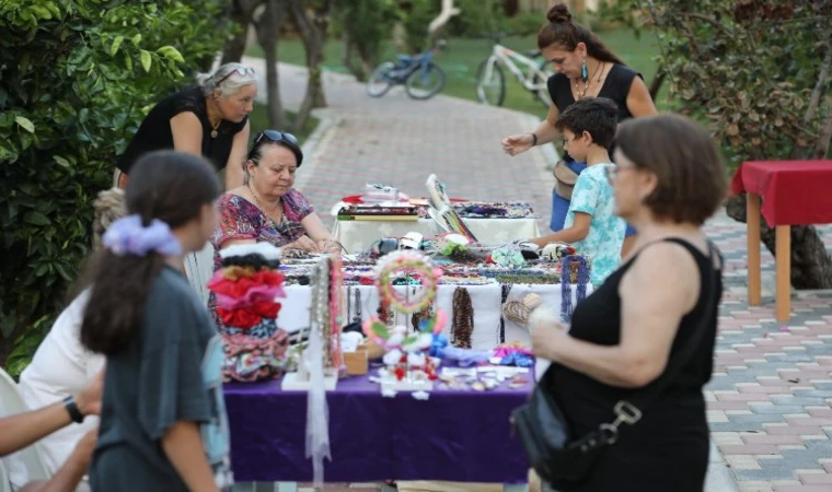 Narlıdere’nin el emekleri Tarihi Yukarıköy’e yakıştı