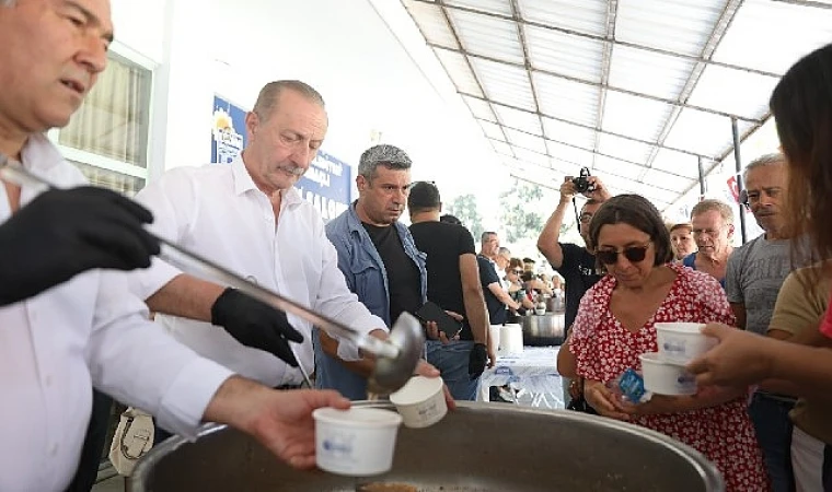 Didim Belediyesi’nden aşure ikramı