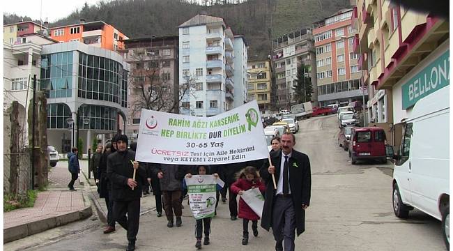 Artvin&#39;de kansere karşı yürüyüş düzenlendi