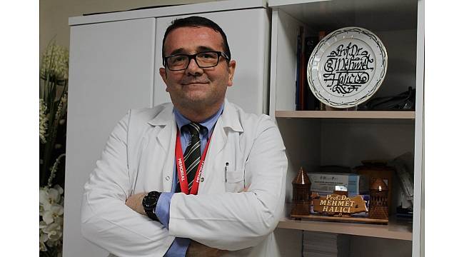 Prof. Dr. Halıcı: &quot;Yanlış ayakkabı seçimi ağrı nedeni&quot;