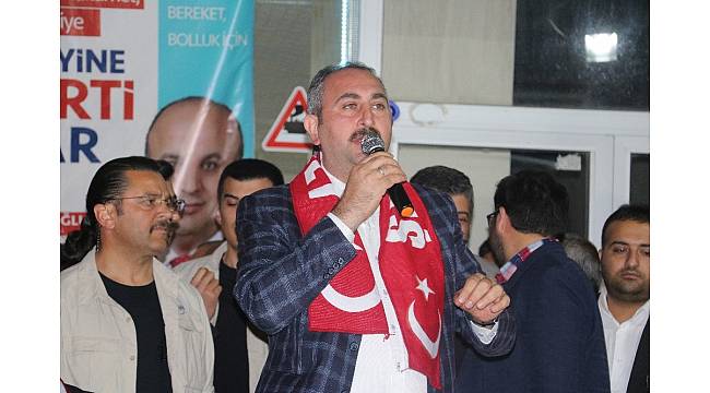 Adalet Bakanı Gül: &quot;CHP gelirse halkın kazanımlarını elinden alacak&quot;