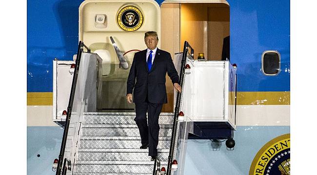 Trump, tarihi zirve için Singapur&#39;da