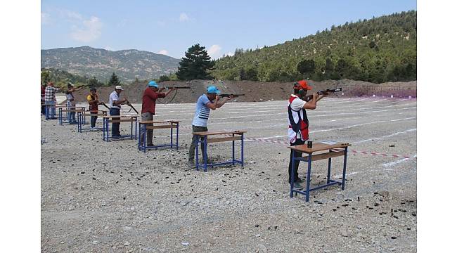 Huğlu&#39;da 5&#39;inci Geleneksel Tek Kurşun Atış Müsabakaları