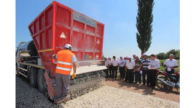 Saruhanlı Belediyesi yollarını tek seferde asfaltlayacak