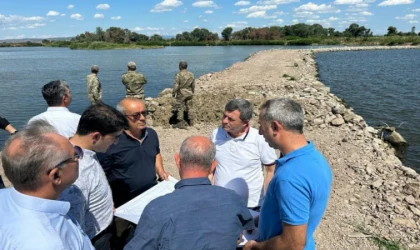 Kaymakam Sevgili’den Meriç Nehri’ndeki seddeye kontrol